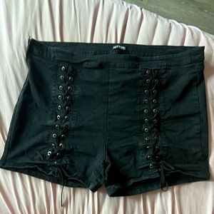 Size 22 Goth Hot Topic Shorts, Zip Up, Lace Detailing